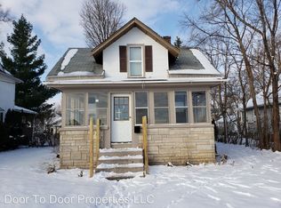 2012 Fremont St, Rockford, IL 61103