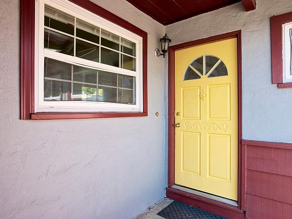 2nd image of 2307 E Olinda Ct. Court