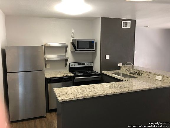 5th image of 133 Parland Pl