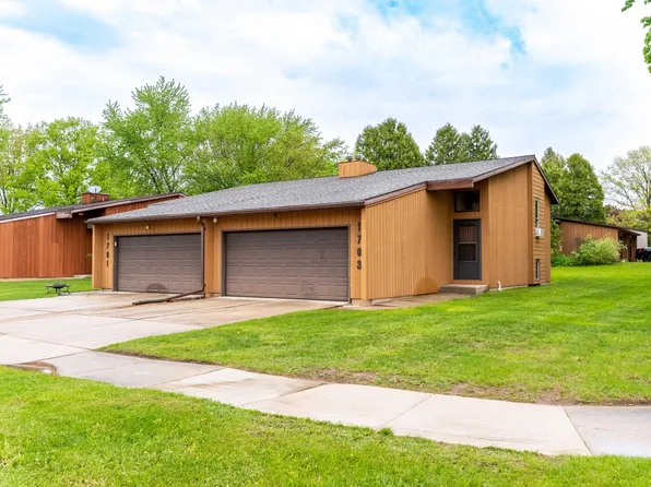 1701 Saint Agnes Dr, Green Bay, WI 54304