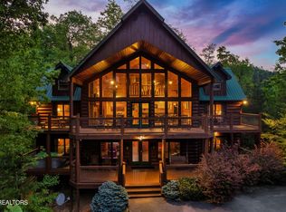 1501 Turkey Valley Ln, Sevierville, TN 37862