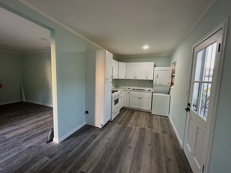 2215 S Mesa St #1 — Photo 5