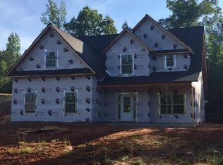 1244 Fox Creek Dr, McDonough, GA 30252