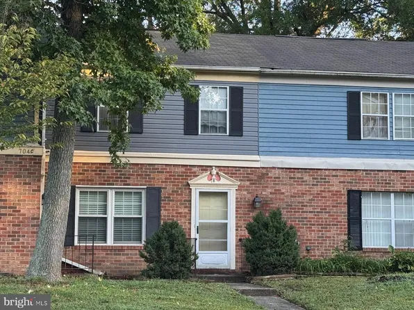 704 Barrington Dr #3B, Waldorf, MD 20602