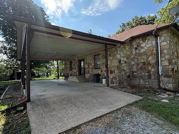 2nd image of 3955 State Highway 142 E
