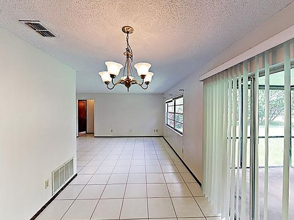5th image of 3815 Beachman Dr