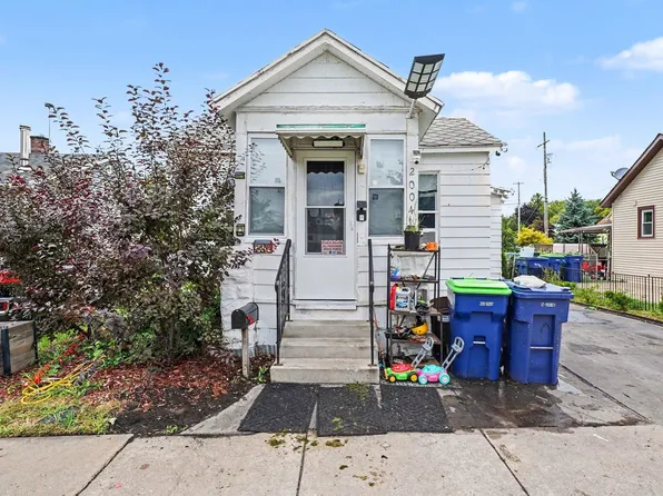 2004 Marsac St, Bay City, MI 48708