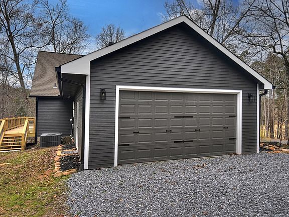 5th image of 772 Heritage Way
