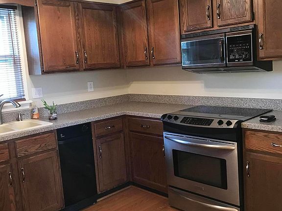 2nd image of 3814 Baymeadow Dr