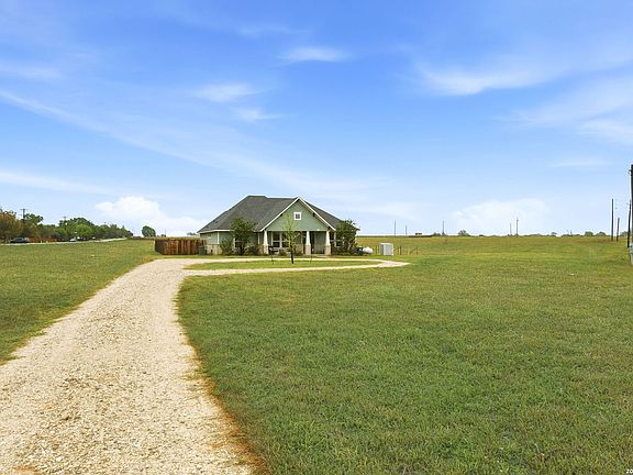 3rd image of 1302 COUNTRYSIDE BND