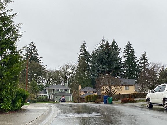 5th image of 22135 NE 9th Pl