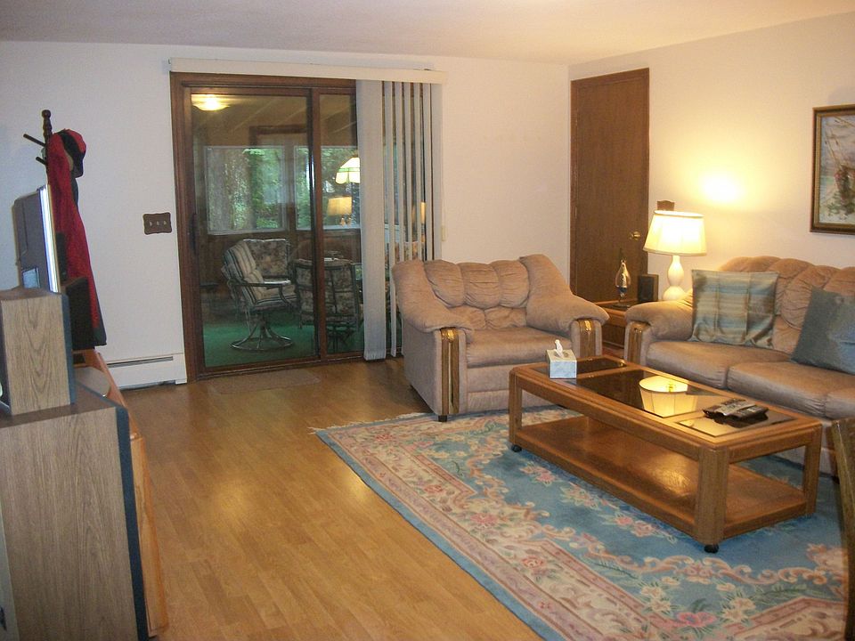 45 Eastgate Ln, Enfield, CT 06082 Zillow