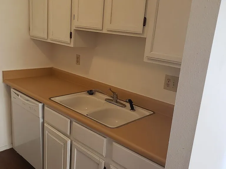 6729 Pahokee Ct — Photo 7