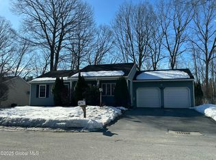 18 Towpath Ln, Glens Falls, NY 12801