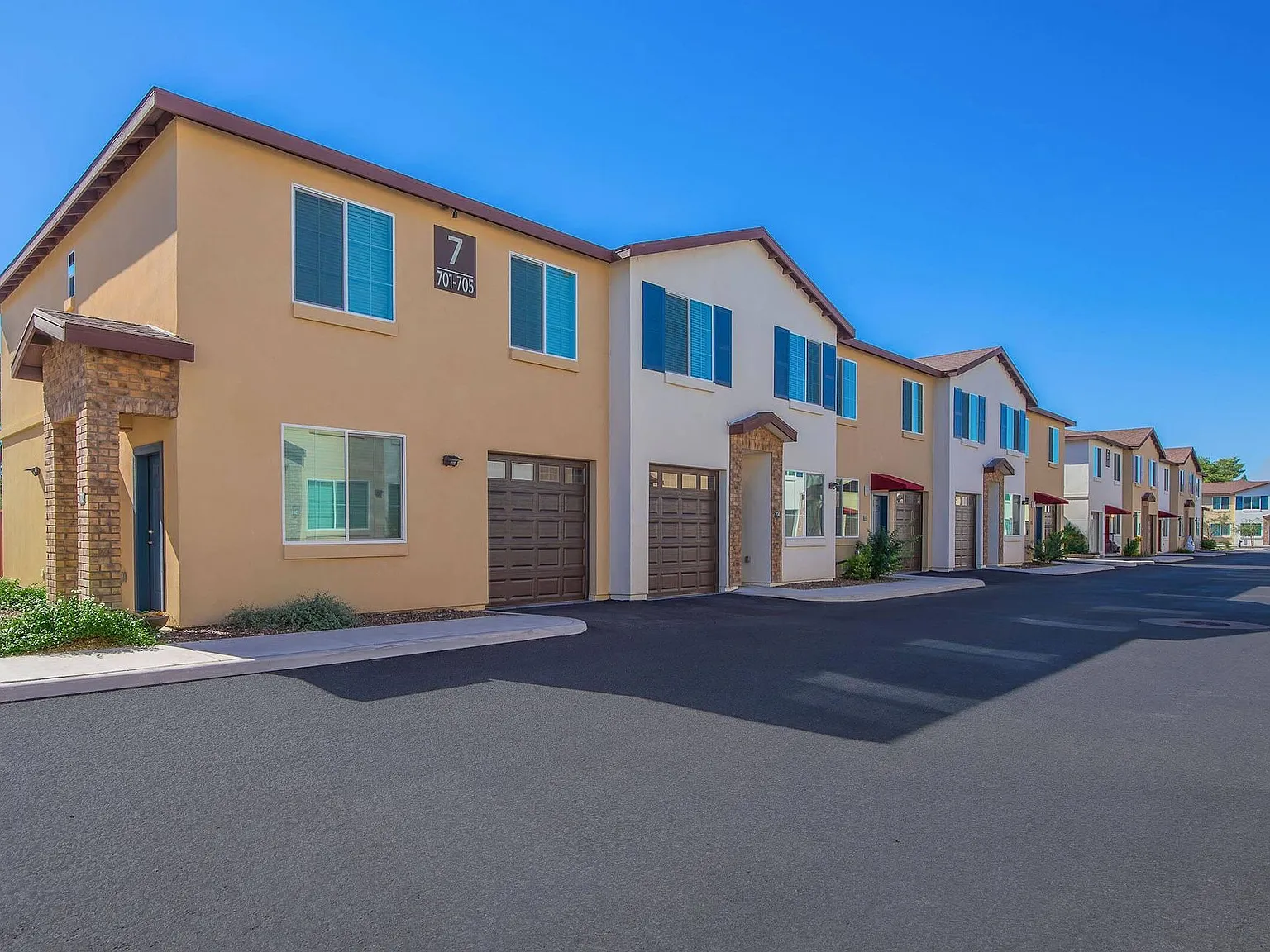 San Junipero Townhomes — Photo 4