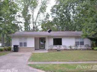 1501 Carolyn St, Jacksonville, AR 72076