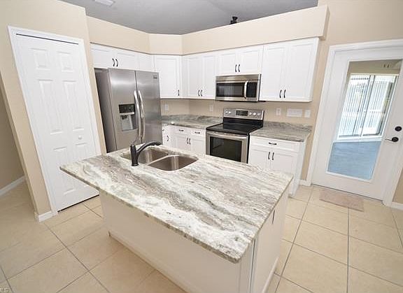 4th image of 5052 Benton St