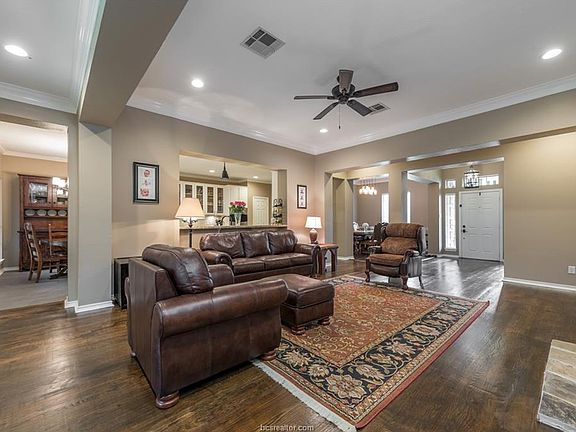 5th image of 4604 Caddie Ct