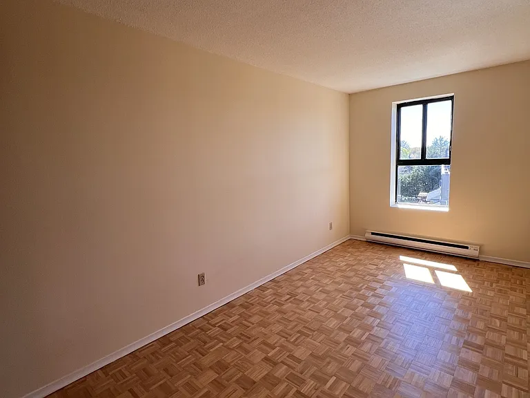 800 Riddell Ave N #507 — Photo 10