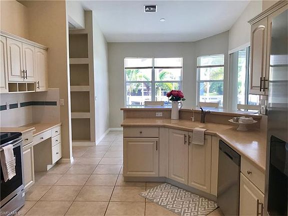 4th image of 1210 Spanish Ct
