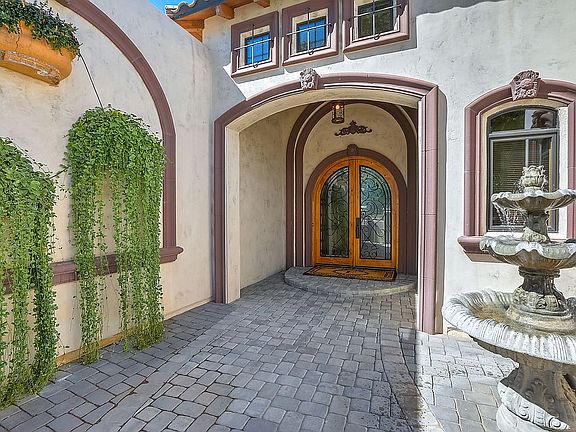 5th image of 3415 Calle Facio NW