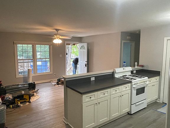 3rd image of 2735 Grantwood Ct