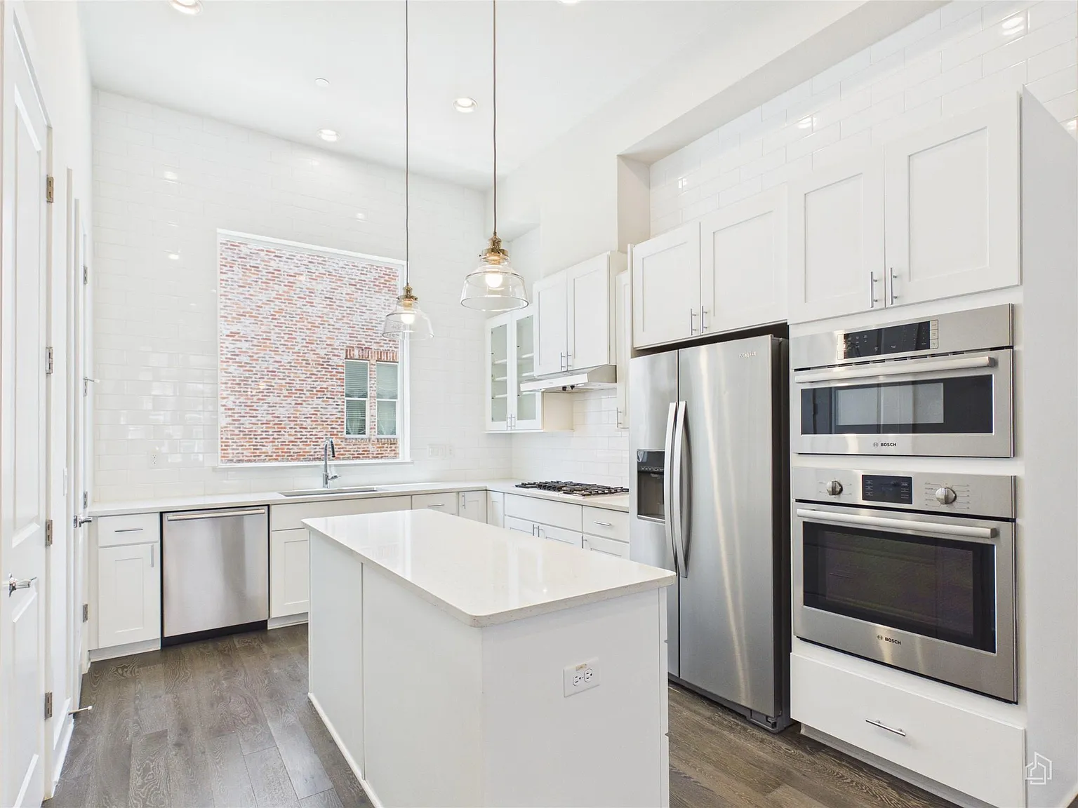 3 bed, 3.5 bath, 1891 sqft, $3,795 — Photo 1
