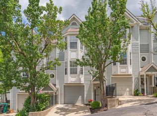600 Delta Ave APT 21, Cincinnati, OH 45226
