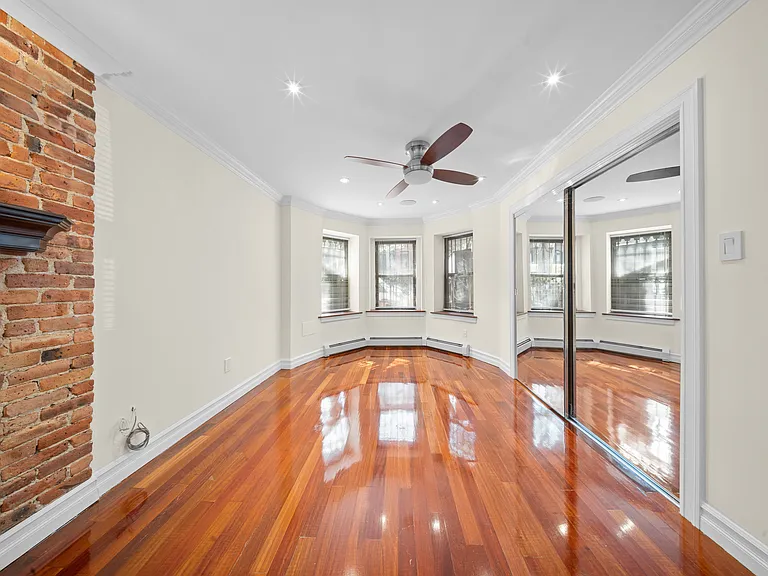 419 Hancock St #1 — Photo 16