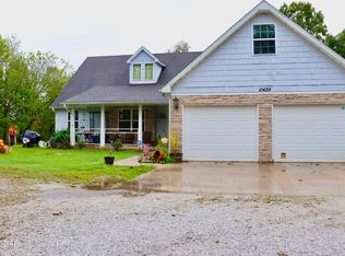 10429 Southridge Dr, Joplin, MO 64804
