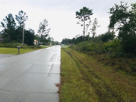 3rd image of 8 Rolland Ln