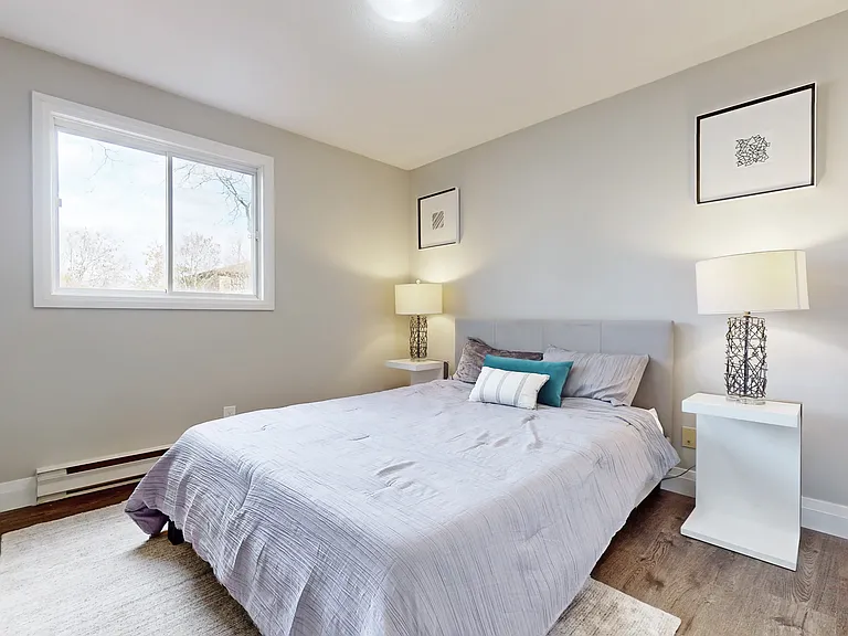 405 Sidney St — Photo 10