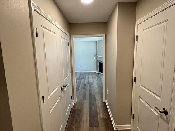 3rd image of 1063 Anchor Ave W