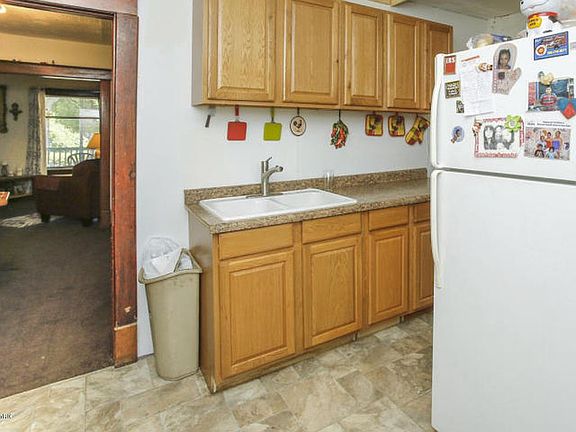 3rd image of 1522 Washington Ave