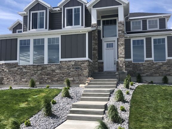 3rd image of 2479 S Honeysuckle Dr