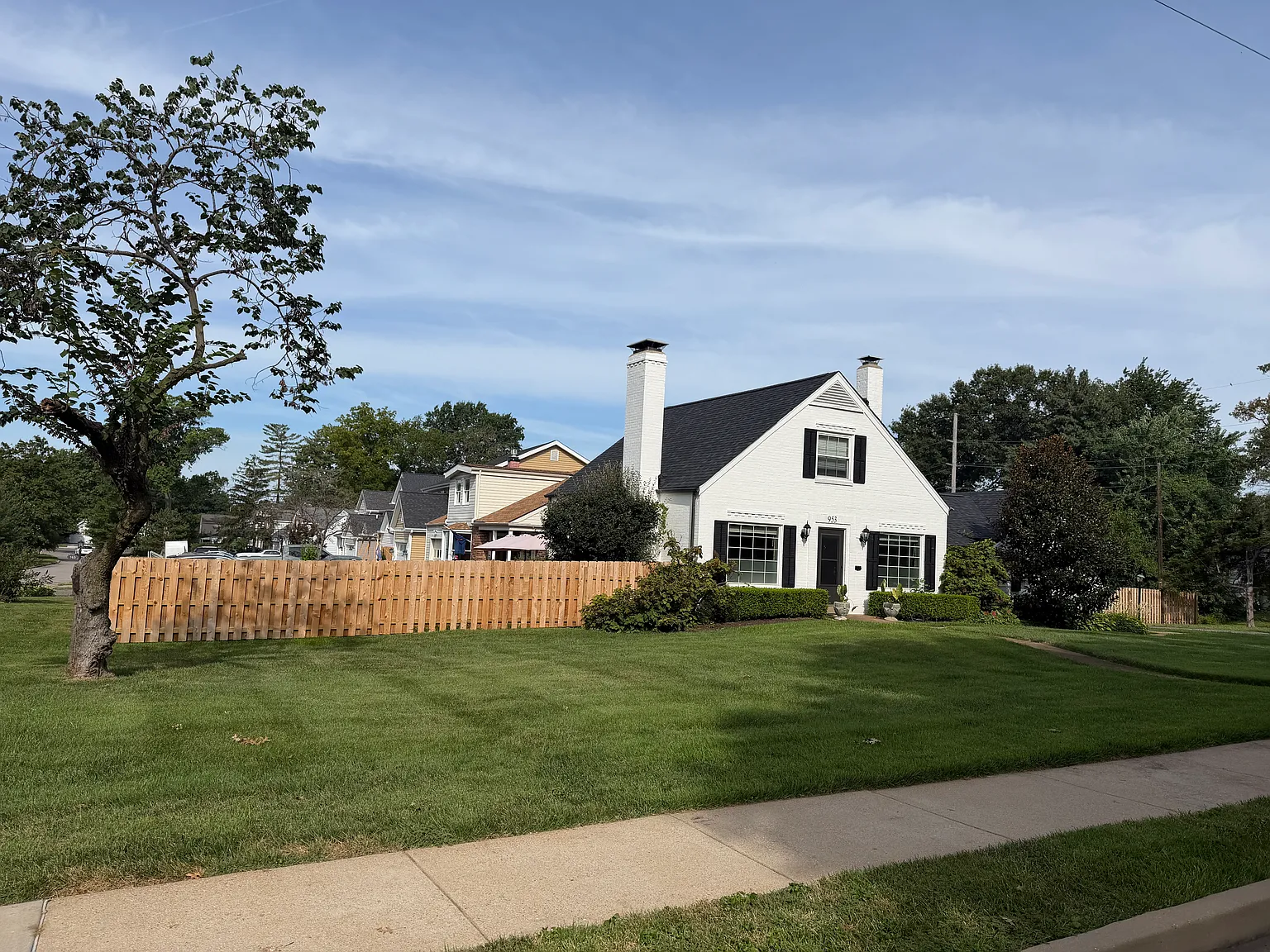 3 bed, 1500 sqft, $3,995 — Photo 3