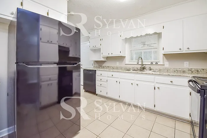 6137 Indian Creek Cir SW — Photo 9