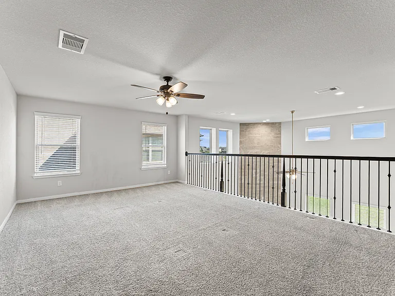 1015 Pink Lily Ln — Photo 23