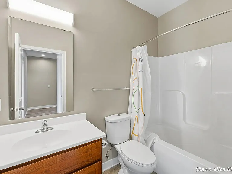 164 Wexford St SE — Photo 4
