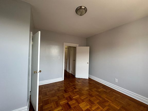 5th image of 322 Fairmount Ave #5111