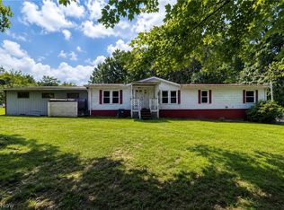 1080 Lumen Rd NW, Minerva, OH 44657