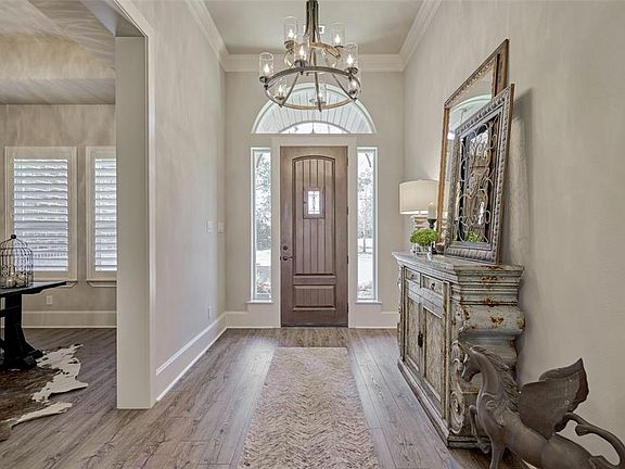 5th image of 26204 Laurens Ct