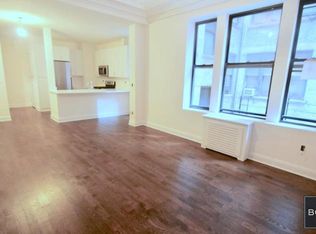 303 W 21st St #6A, New York, NY 10011