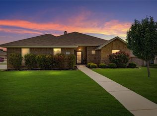 1917 Starwood Dr, Weatherford, TX 76086