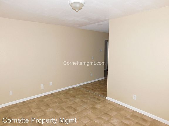 5th image of 3621 Willow St