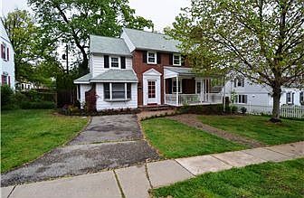 Welcome to 121 North Road