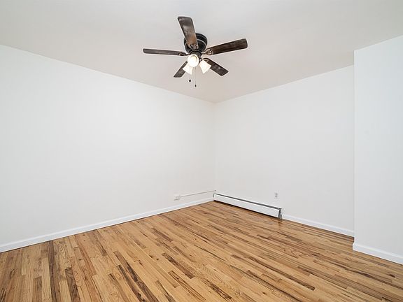 5th image of 1116 Washington St #1