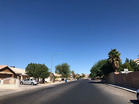 5th image of 1428 Tangerine Rose Dr