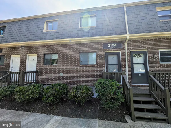 2104 Jefferson Park Ave APT D, Charlottesville, VA 22903