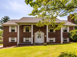 911 Runnymede Cir, Maryville, TN 37804